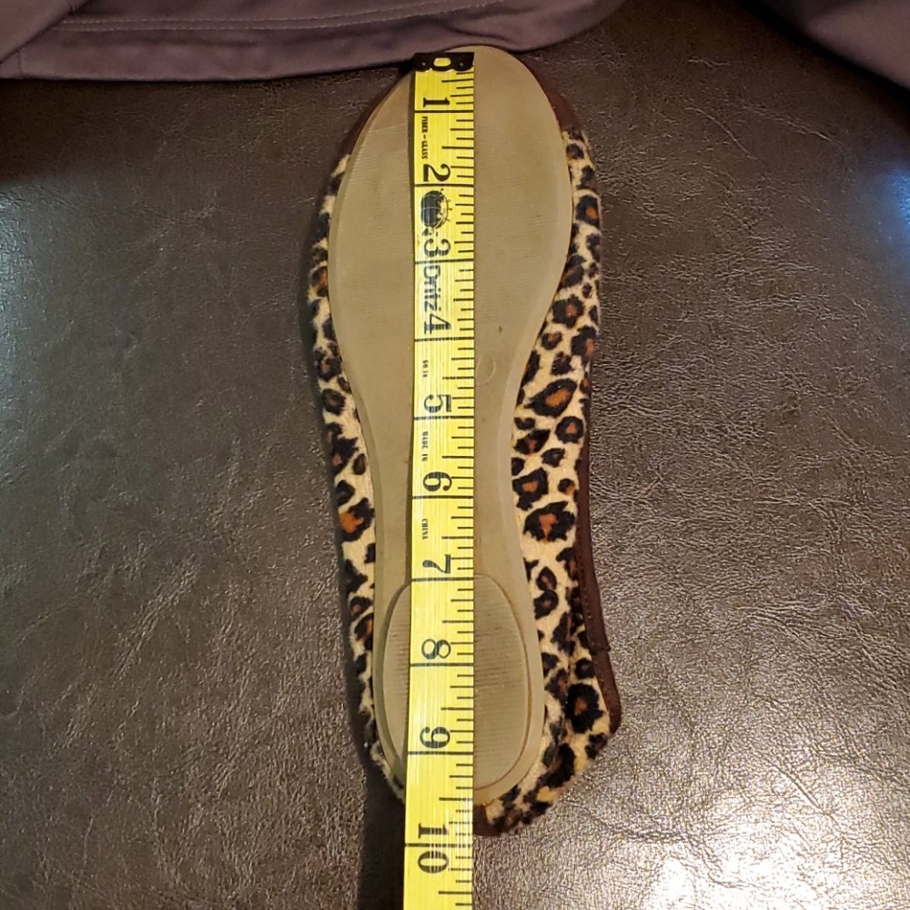 Shoes - Picture 7 of 8